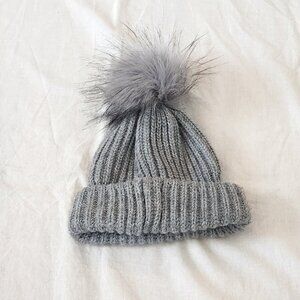 TopShop Pom‎ Pom Gray Winter Hat Beanie